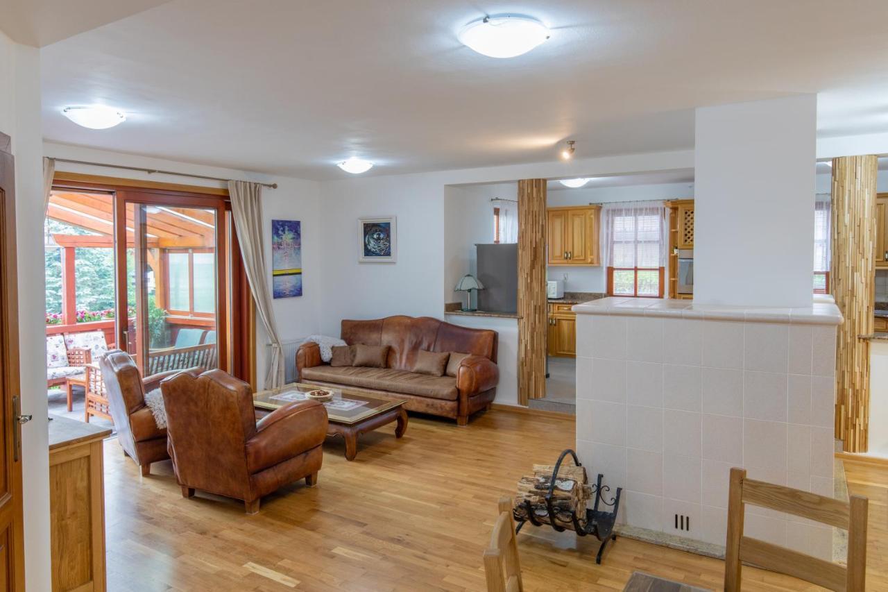 Tatryhome - Dom Veľký Slavkov Esterno foto