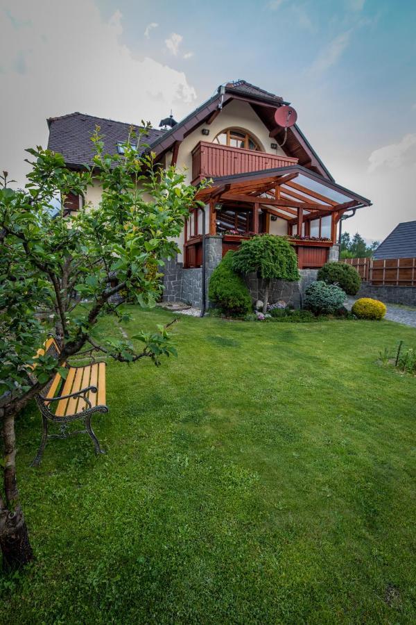 Tatryhome - Dom Veľký Slavkov Esterno foto
